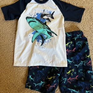 The Children's Place Shark Graphic Swim Rashguard Set - White and Black